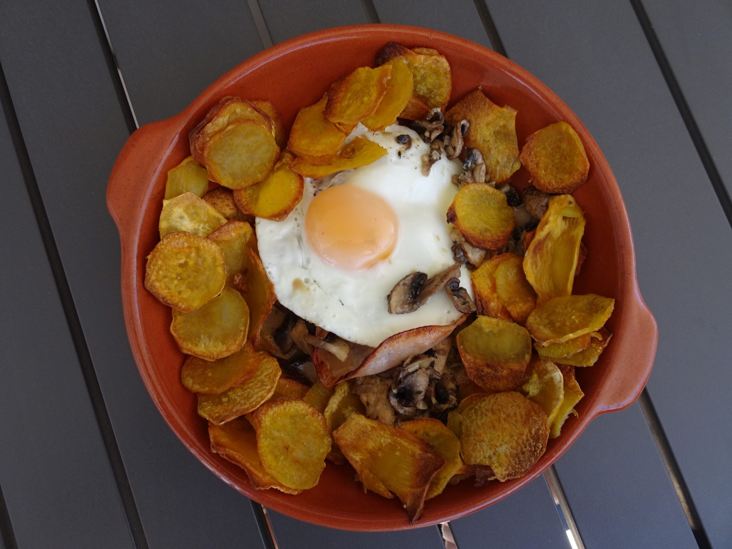 Bifes de Peru com molho à “café”